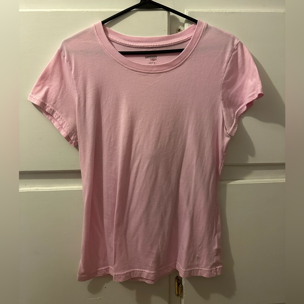 Danskin Now active wear light pink t shirt. Size Large